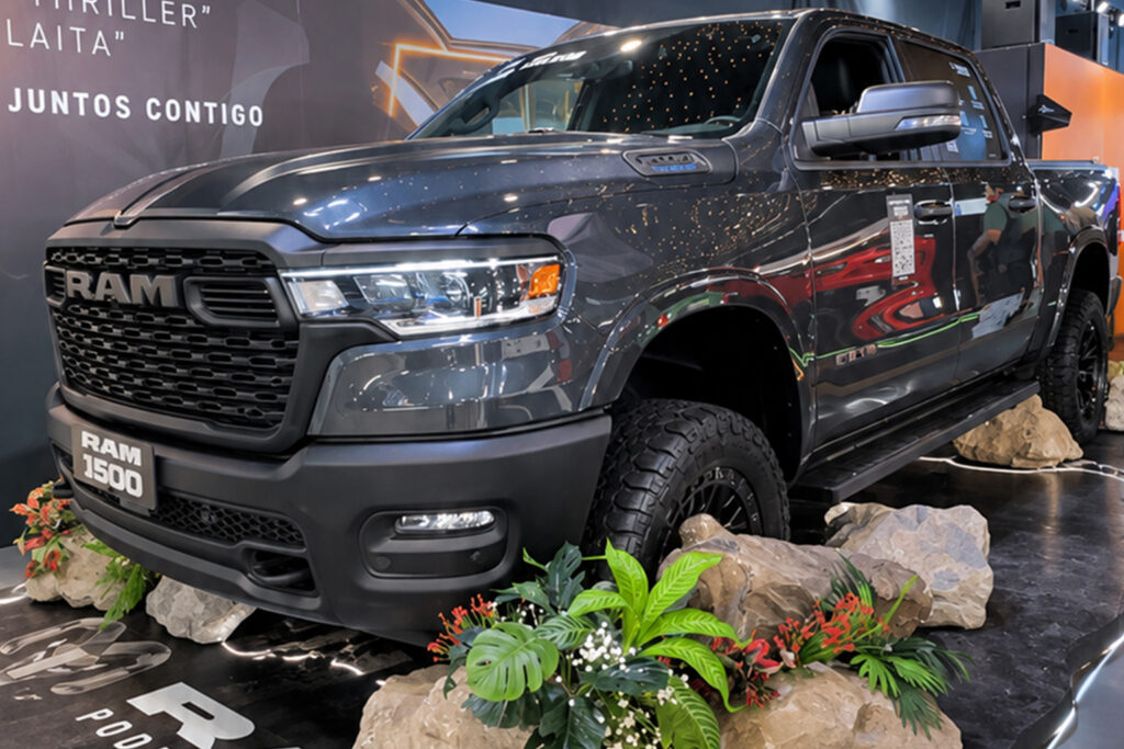 Ram 1500 Phantom